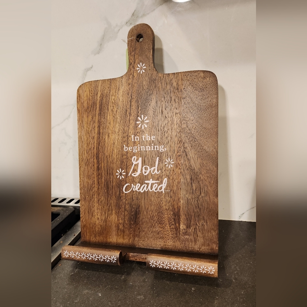 DaySpring Cookbook Stand